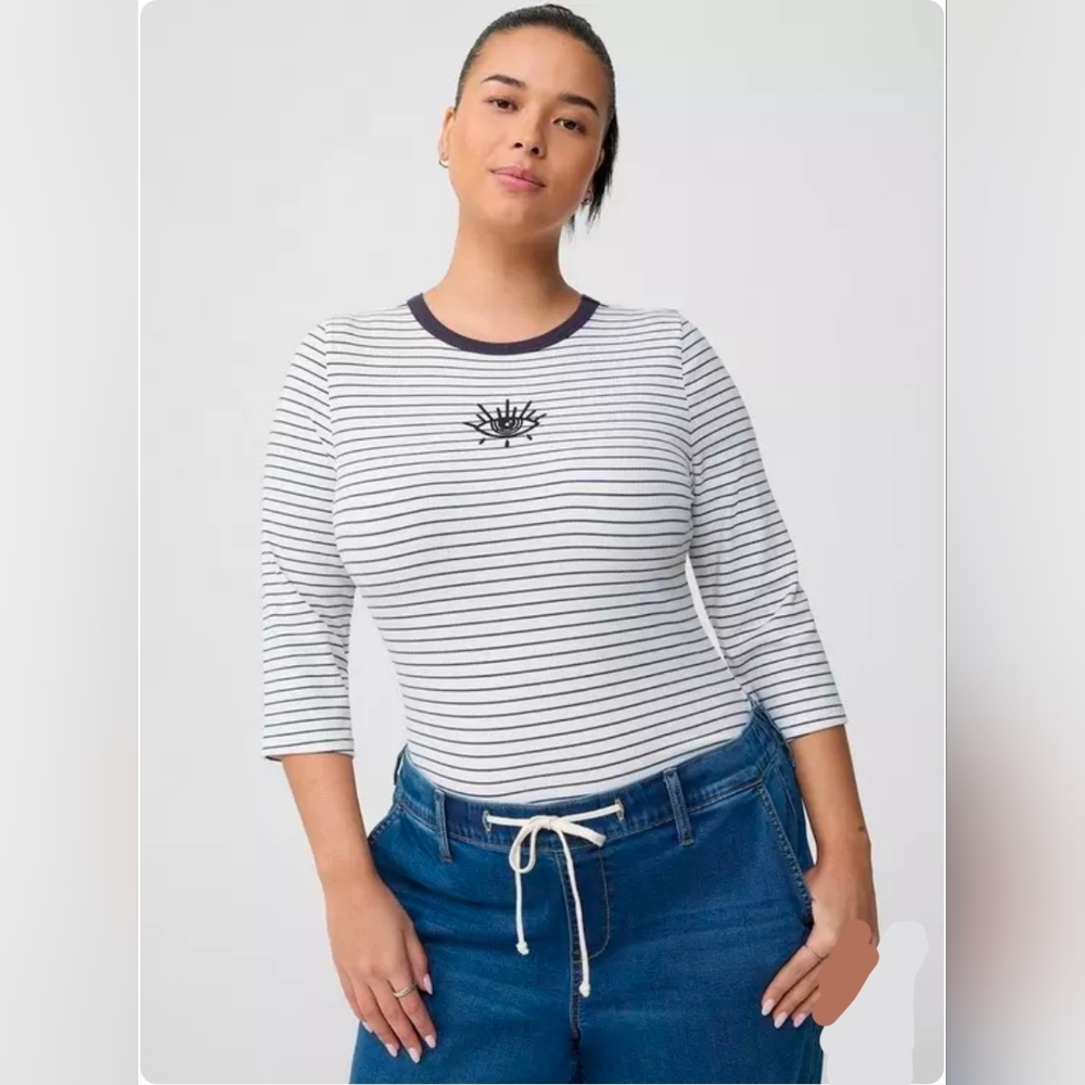 NWT Torrid Super Soft Gray & White Micky Stripe Eye 3/4 Sleeve Tunic 2X